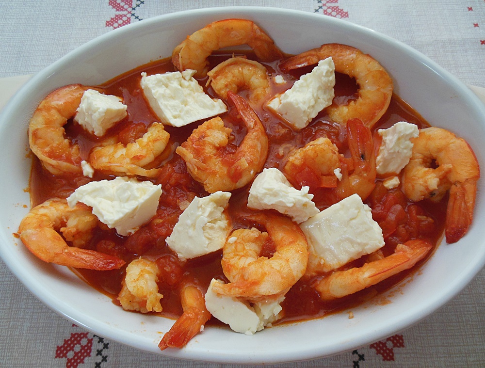 Creveti Saganaki