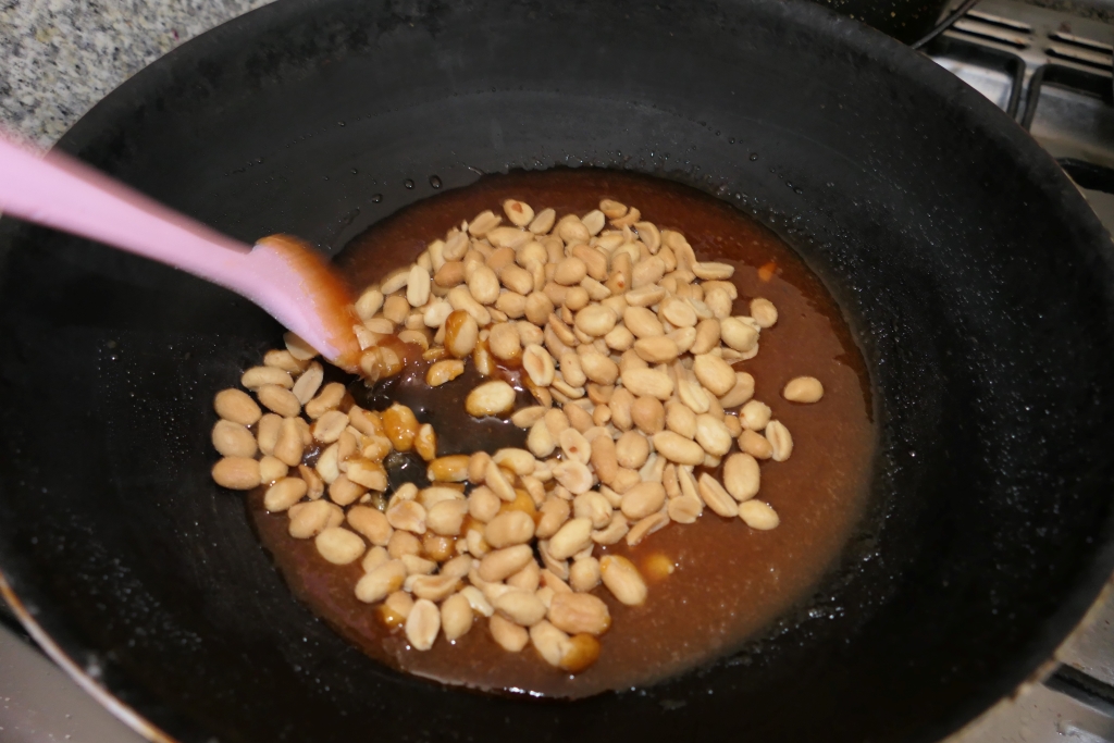 Desert la pahar cu ciocolata, banane si alune - Reteta delicioasa si rapida