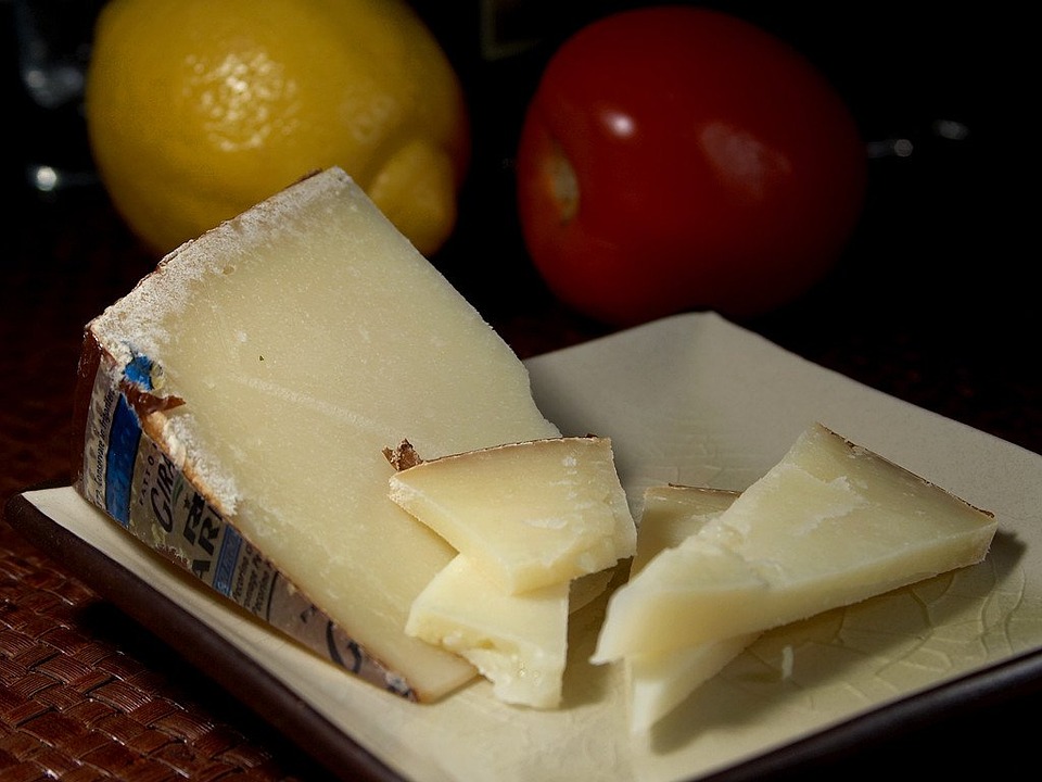 Ce este pecorino? Introducere, tipuri si utilizare culinara