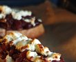 Bruschete cu ceapă caramelizată și feta - Gustarea delicioasă care te cucerește-2