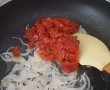 Shakshuka - Reteta pentru mic dejun cu ardei gras copt, rosii si oua-0