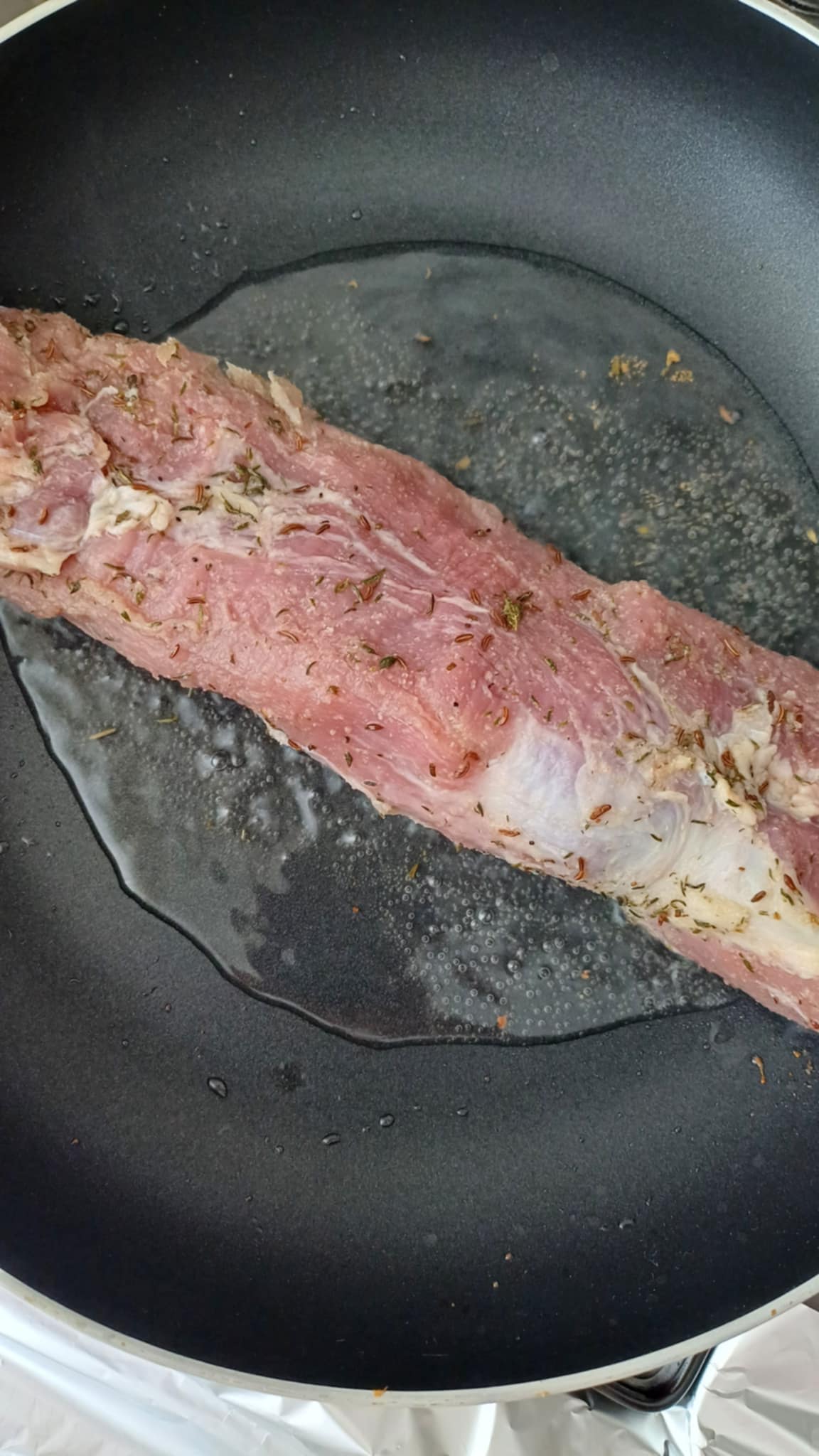 Muschiulet de porc cu sos de smantana - Reteta gustoasa la cuptor