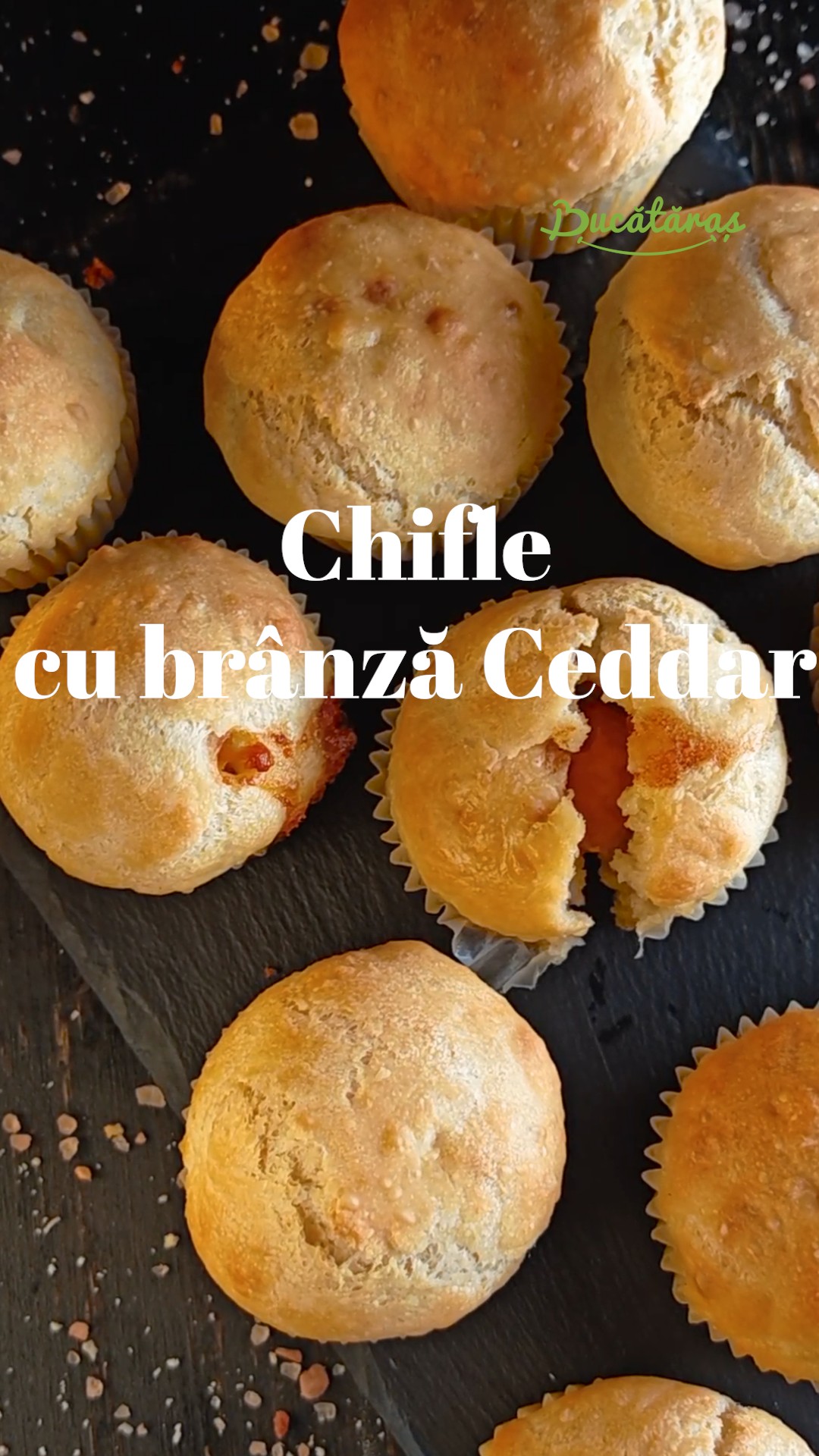 Chifle cu brânză cheddar - Rețeta rapidă și gustoasă