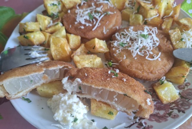 Rondele de ceapa pane, la tigaie – delicioase si simplu de facut