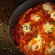Shakshuka cu gorgonzola și salam chorizo - Rețeta savuroasă și rapidă Shakshuka cu gorgonzola și salam chorizo - Rețeta savuroasă și rapidă