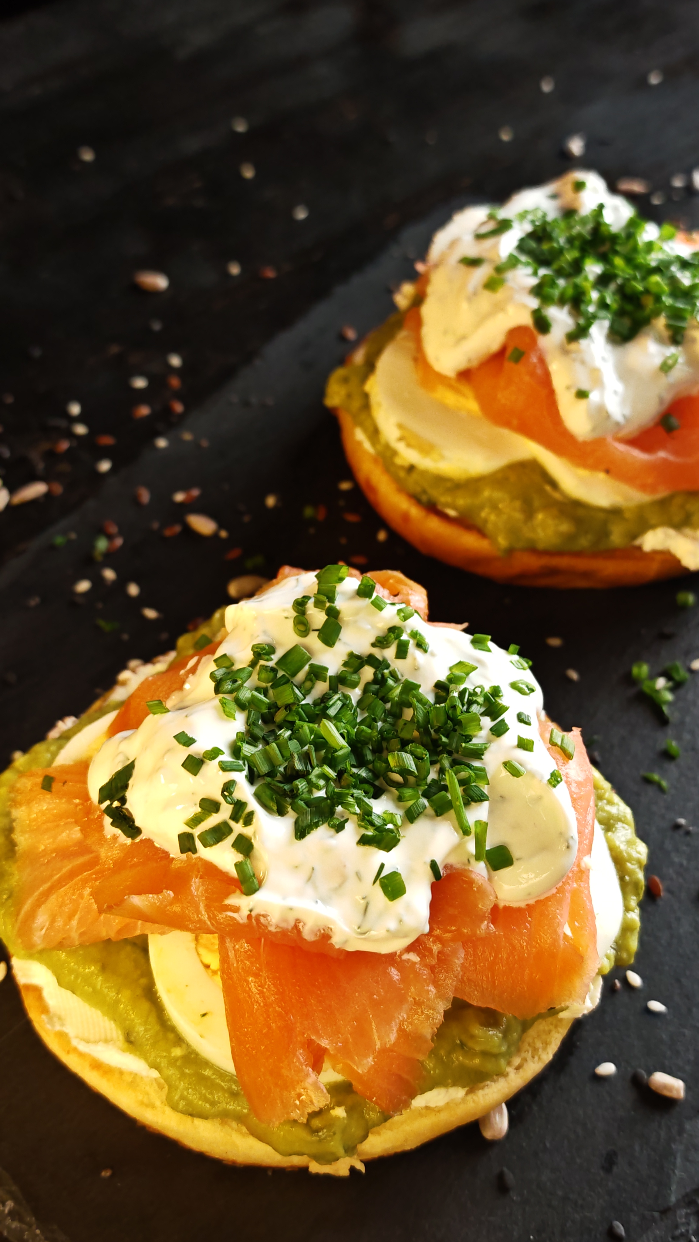 Mic dejun cu ouă și somon - Rapid și gustos