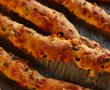 Grisine cu cheddar și măsline - gustarea perfectă-3